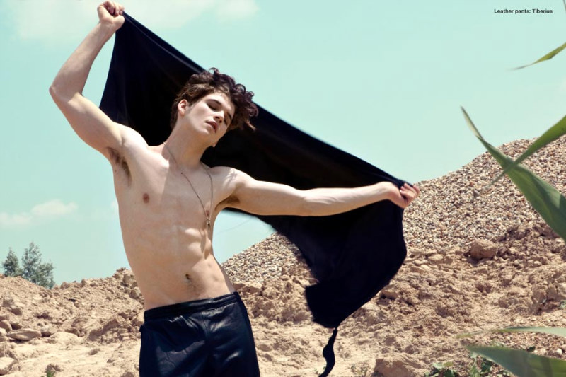 Daniel Hamaj by Julia Spicker for Moving Stills by perfectprops