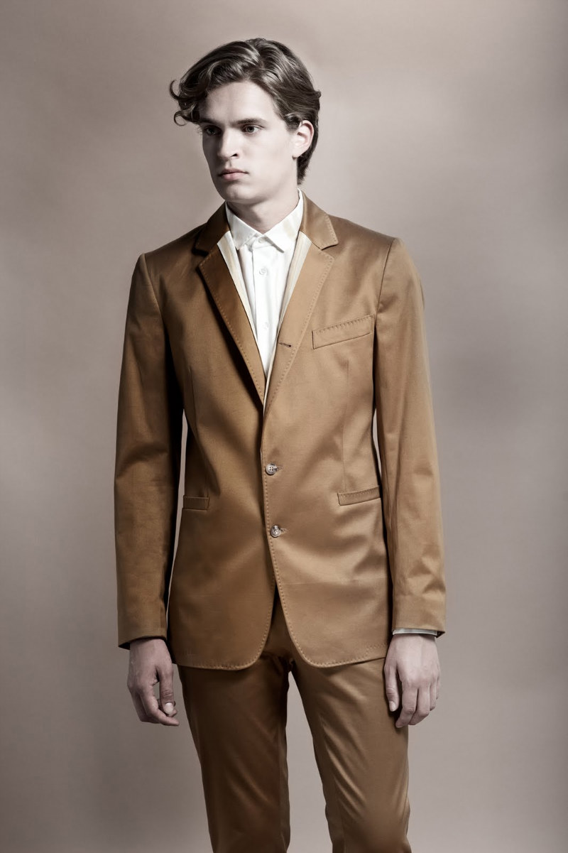 Rien Kraak by Kevin Rijnders for Sjaak Hullekes Spring 2012 – The ...