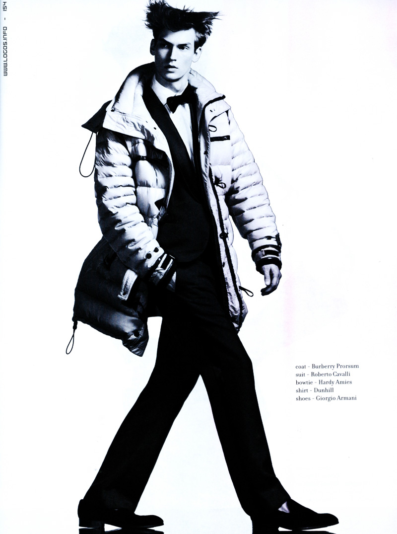 Burberry Goes Editorial | Year in Review 2011 – The Fashionisto