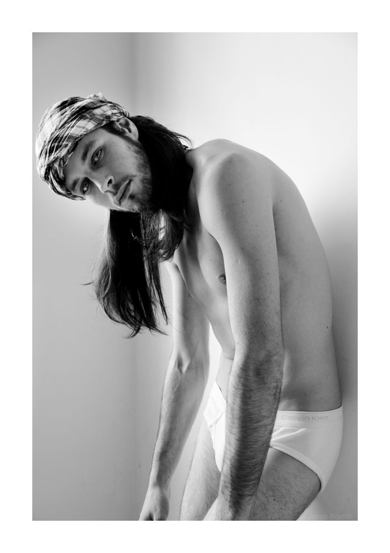 Portrait | Leon by Jorge Bortoli