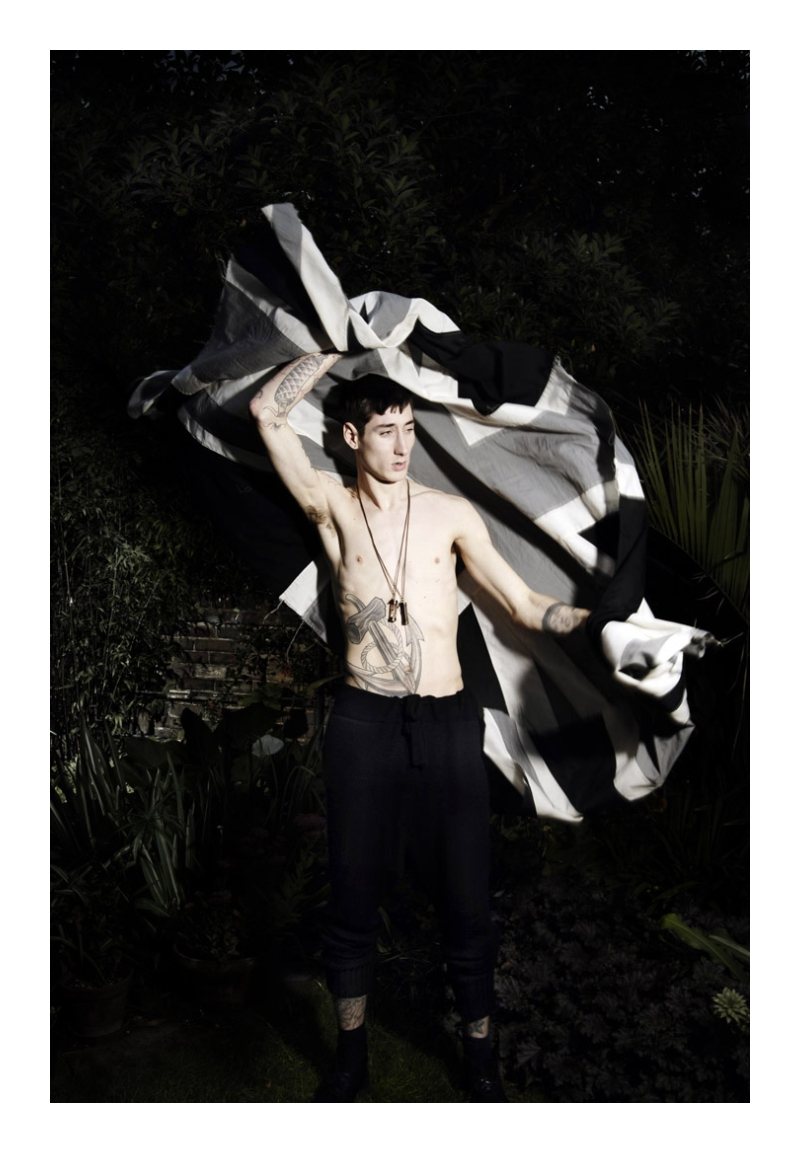 Dan Felton by Yves De Brabander for PPAPER Magazine (Preview)