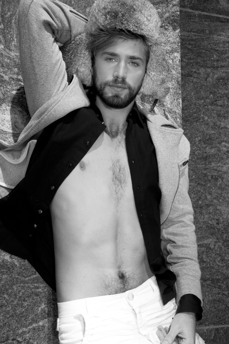 Portrait | Tom Bull by Eniko Szucs