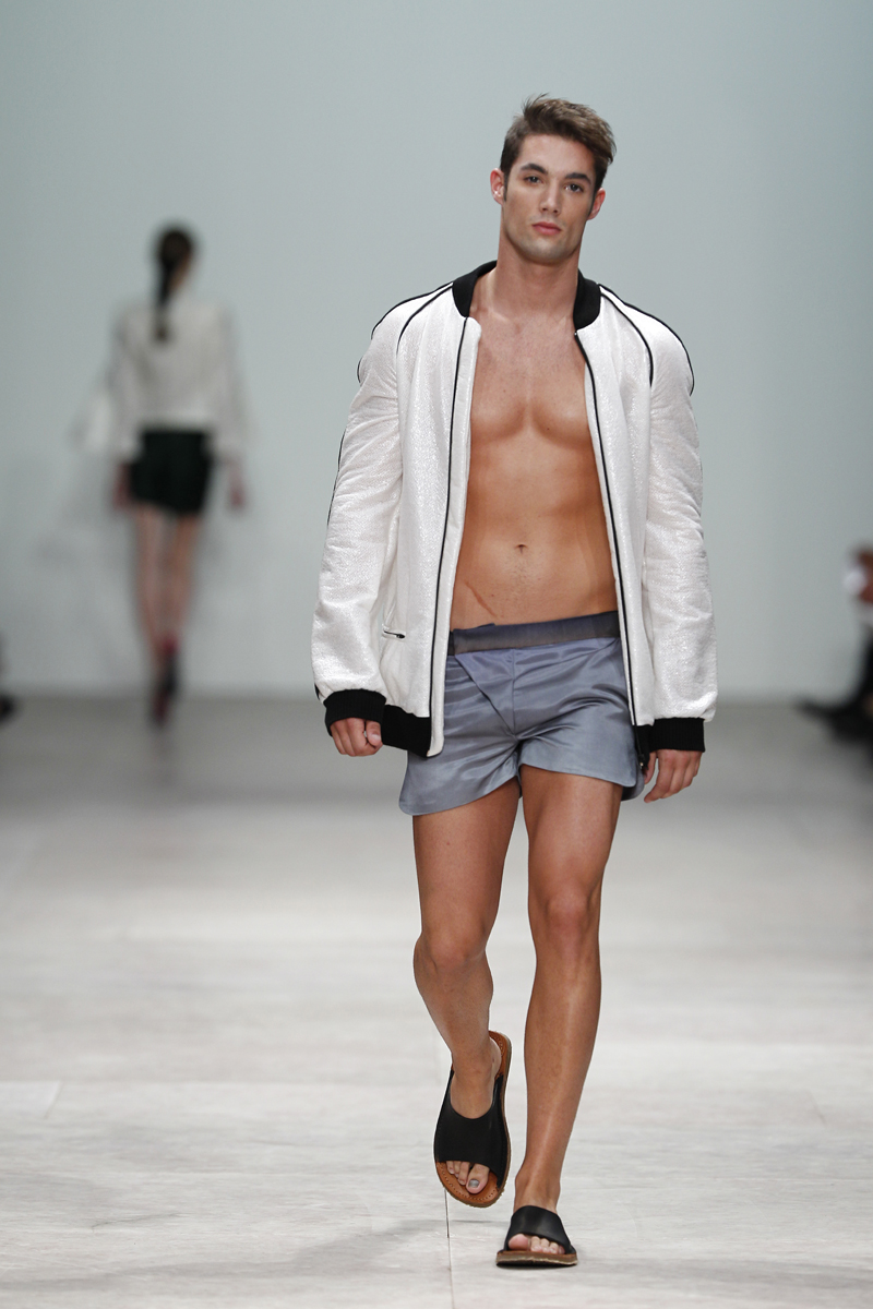 Maria Gambina Spring/Summer 2012 | Modalisboa #37 – Transfusion – Day 1
