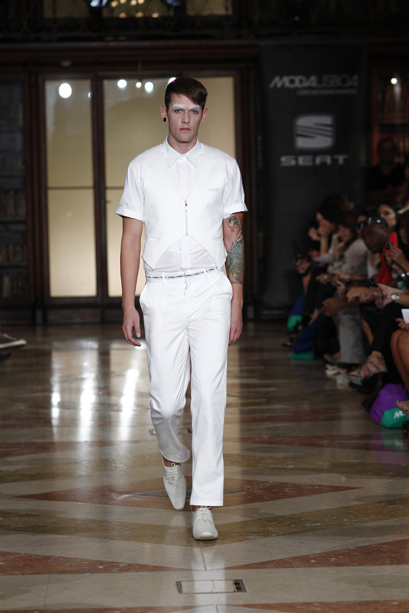 Os Burgueses Spring/Summer 2012 | Modalisboa #37 – Transfusion – Day 1