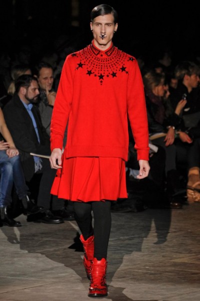 Givenchy Fall/Winter 2012 | Paris Fashion Week - The Fashionisto