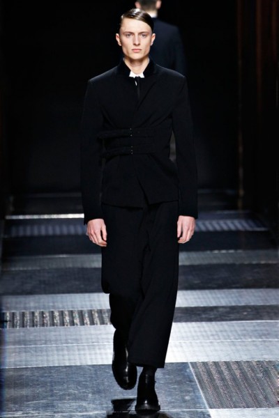 Kris Van Assche Fall/Winter 2012 | Paris Fashion Week – The Fashionisto