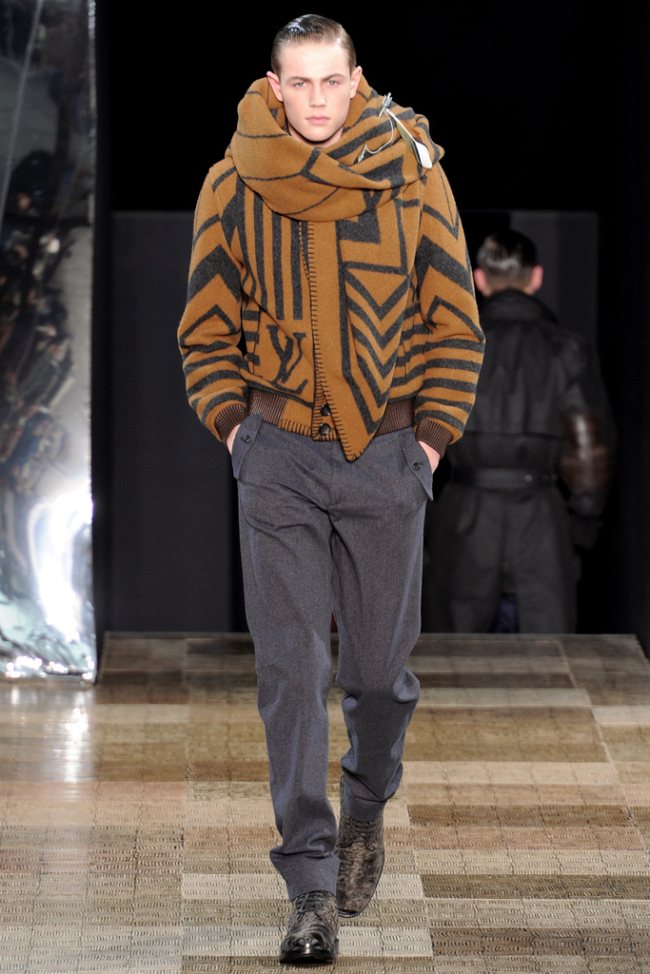 Louis Vuitton Fall 2012 Menswear Fashion Show Details #men'sleatherjacket  #men's #leather #jacket #runway