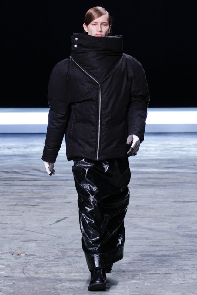 Rick Owens Fall/Winter 2012 | Paris Fashion Week – The Fashionisto