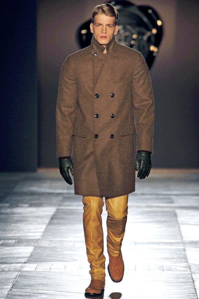 Viktor & Rolf Fall/Winter 2012 | Paris Fashion Week