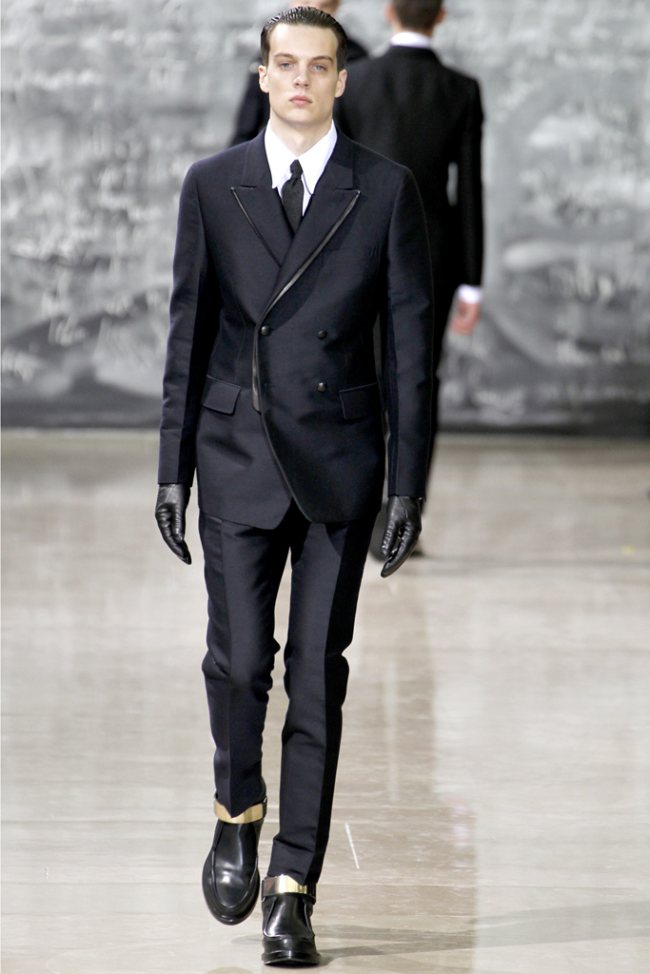 Yves Saint Laurent Fall/Winter 2012 | Paris Fashion Week – The Fashionisto