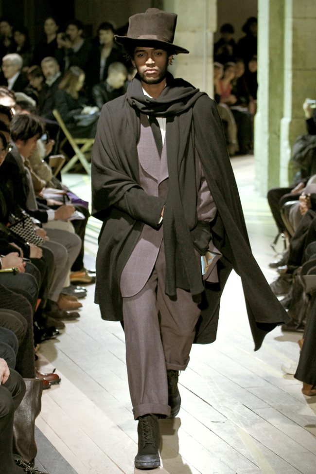 Yohji Yamamoto Fall/Winter 2012 | Paris Fashion Week