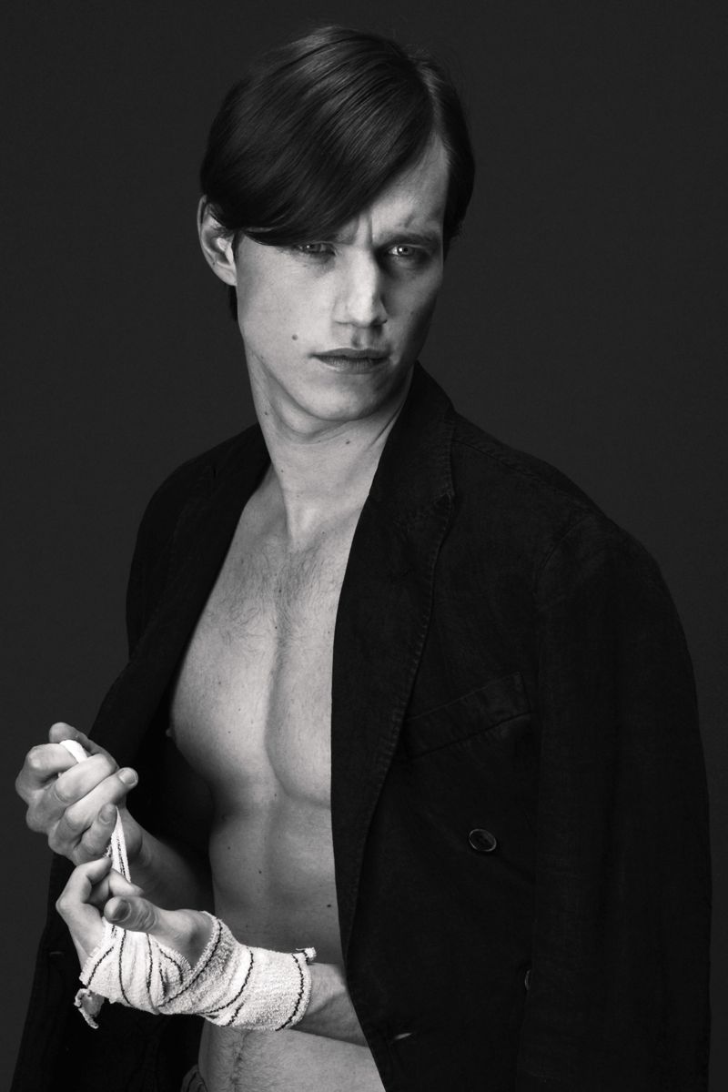 Oliver Sandahl in J.Lindeberg by Flemming Leitorp for Fashionisto Exclusive