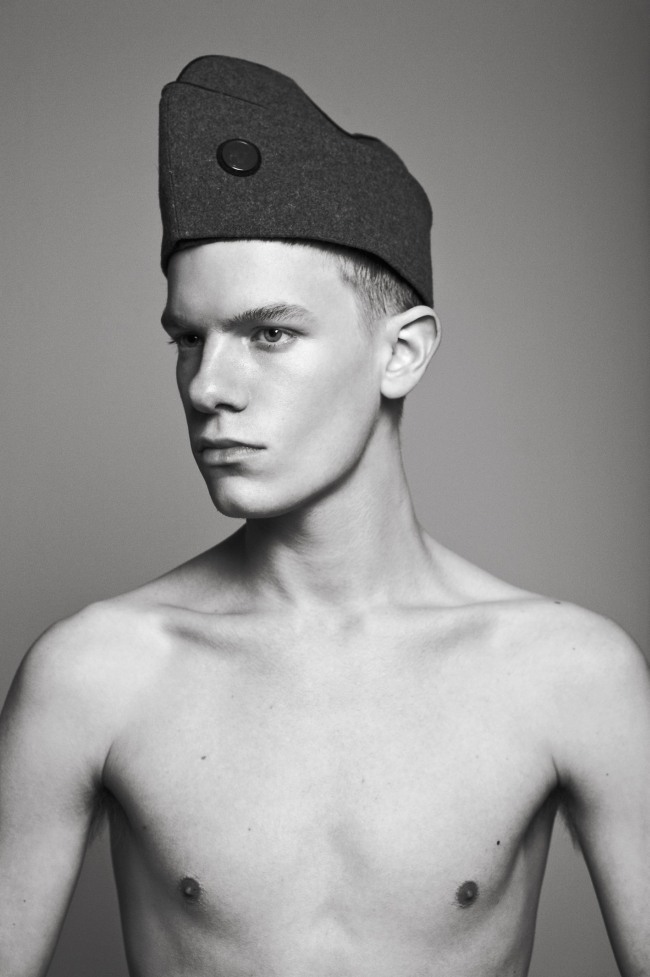 Casting Call | Alex Néstor by David Surowiecki