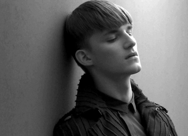 Charlie Westerberg, Douglas Neitzke & Oskar Landstrom in the White Room | Dior Homme Short Film