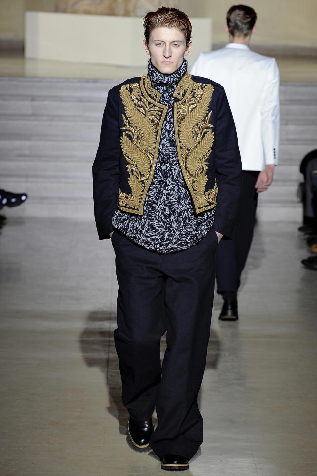 Dries Van Noten Fall 2011 | Paris Fashion Week