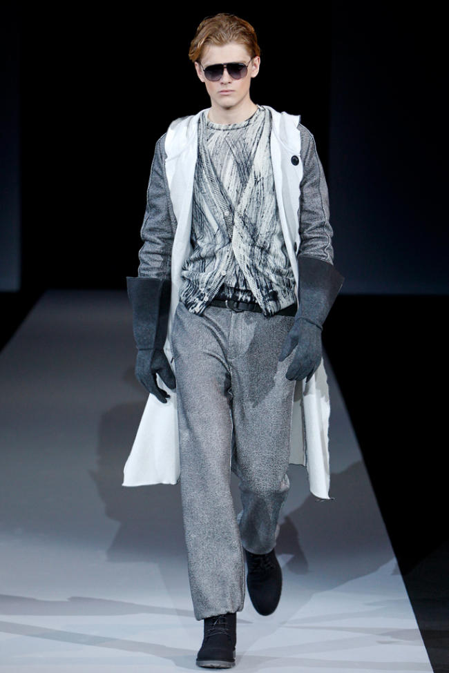 Emporio Armani Fall 2011 | Milan Fashion Week