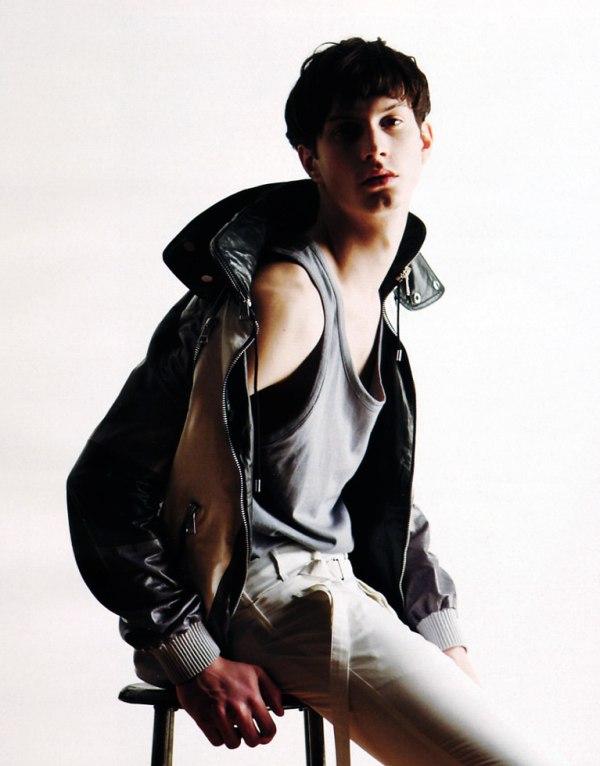 Pen April 2010 | Gucci Spring 2010–Sporty Elegance by Francesco Brigida