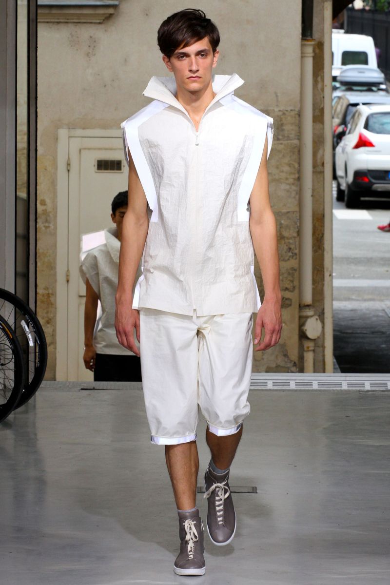 Issey Miyake Spring/Summer 2013 | Paris Fashion Week