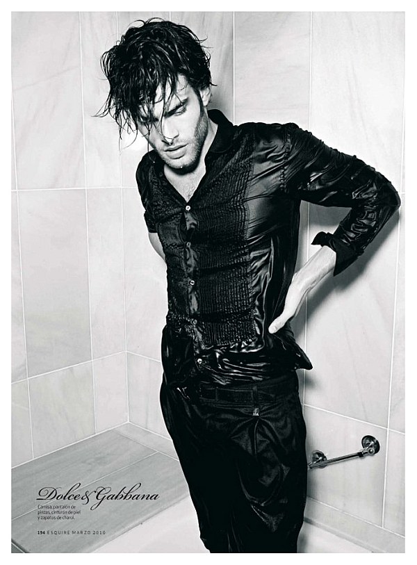 Jon Kortajarena by Sergi Pons | Esquire España