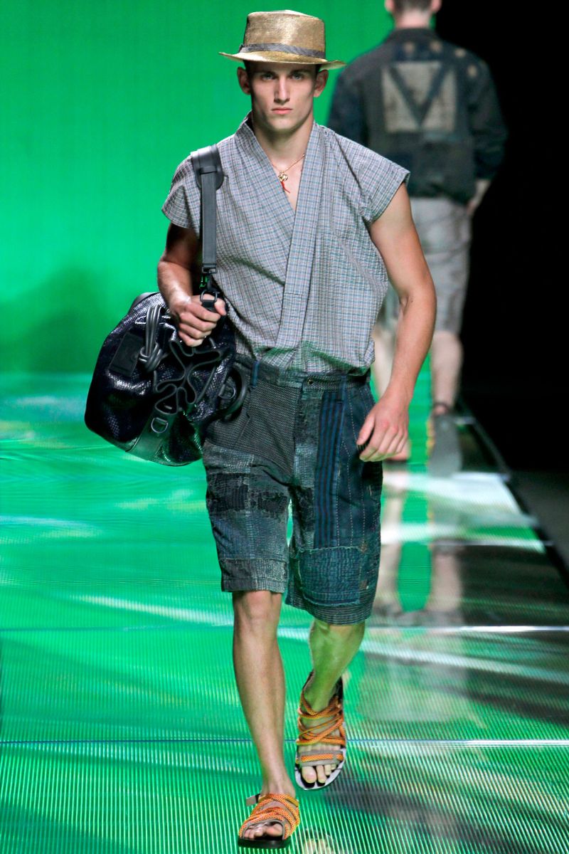 Louis Vuitton Spring 2012  Paris Fashion Week – Fashion Gone Rogue