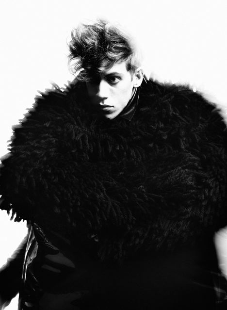 Second Look | Lyle Lodwick by Minoru Kaburagi