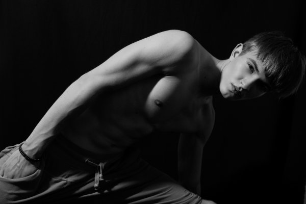 Portrait | Maxim Knox by Sean Patrick Watters