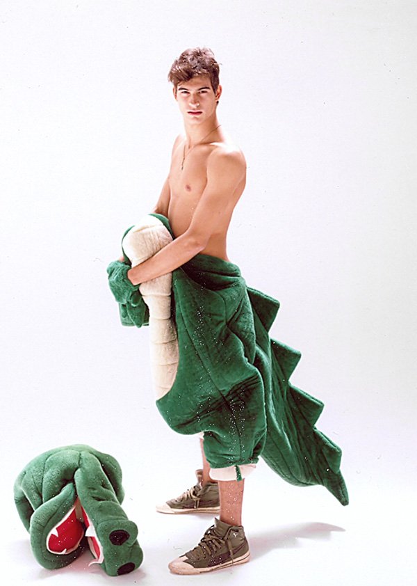 Made in Brazil Magazine | Introducing by Cristiano Madureira