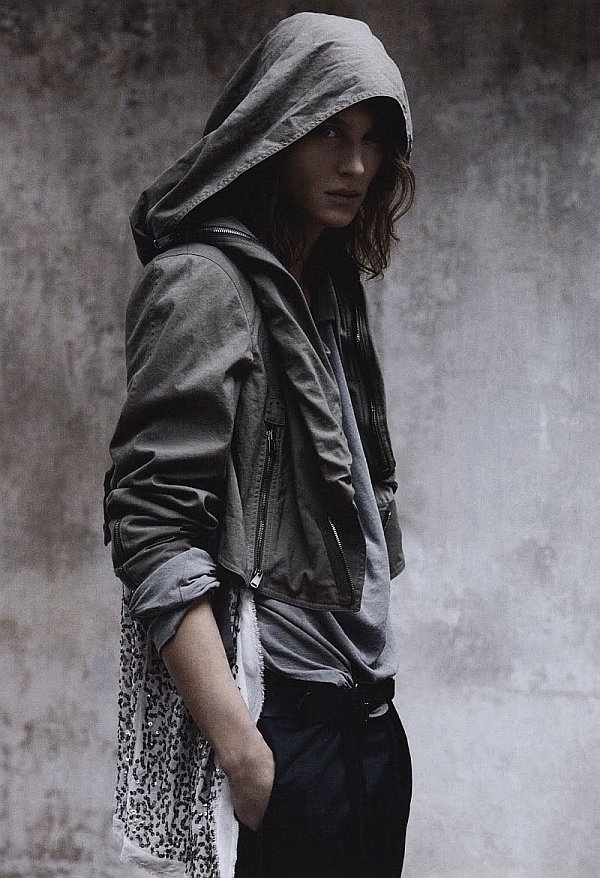 L’Officiel Hommes Germany #1 | Feel the Surface by Andreas Larsson