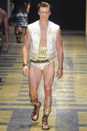 versace spring summer 2013 007