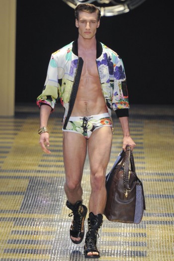 versace spring summer 2013 023