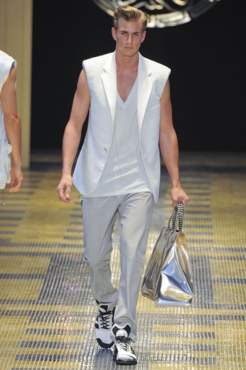 versace spring summer 2013 035