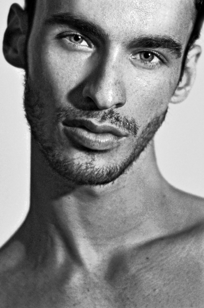 Portrait | Augusto by Enzo Mondejar