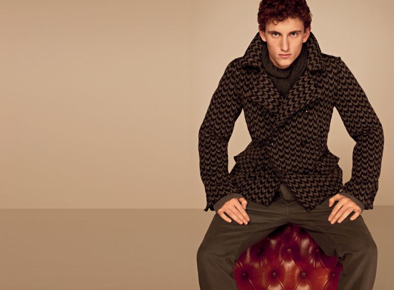 Casual-Menswear-in-Dolce-Gabbana-Autumn-Winter-2012-2013-“Moda”-Lookbook-24