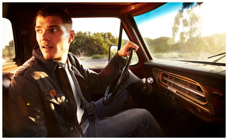 Chris-Zylka-Mr-Porter-Photo-Shoot-002