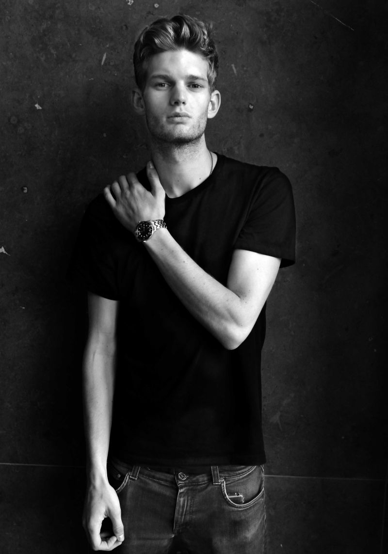 Matt King, Justin Bravo, Jan Aeberhard & Seb are Snapped by Andrea Vecchiato