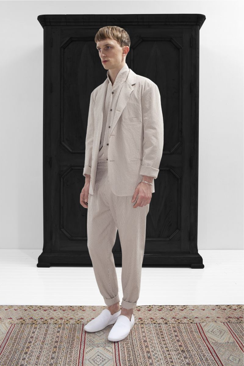 Marko Brozic is a Relaxed Sight for Christophe Lemaire Spring/Summer ...