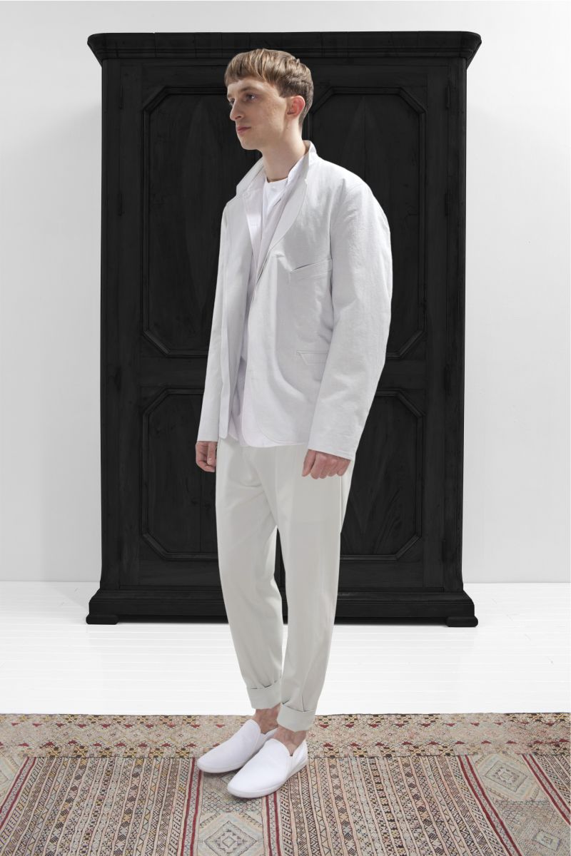 Marko Brozic is a Relaxed Sight for Christophe Lemaire Spring/Summer ...