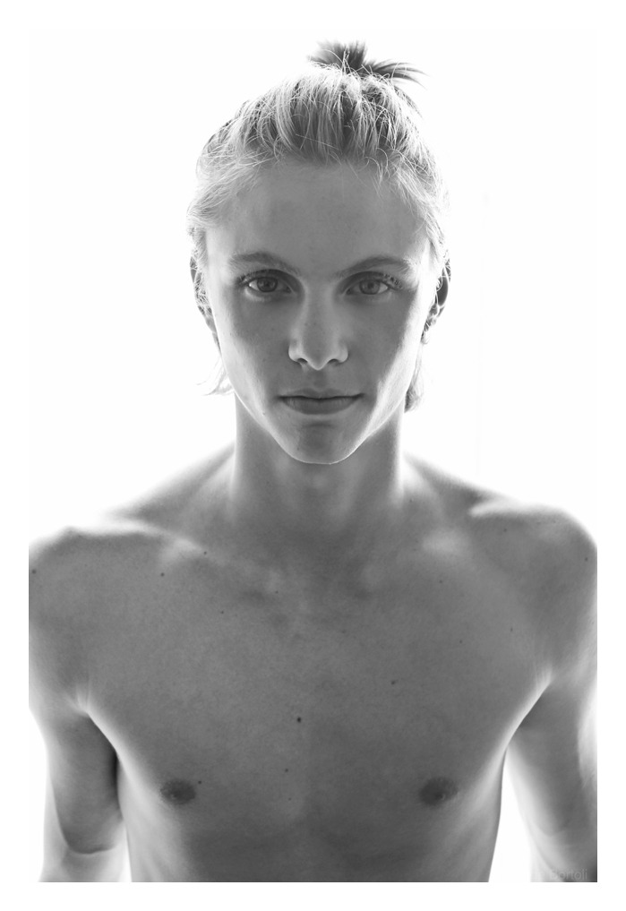 Fresh Face | Gabriel Agostini by Jorge Bortoli