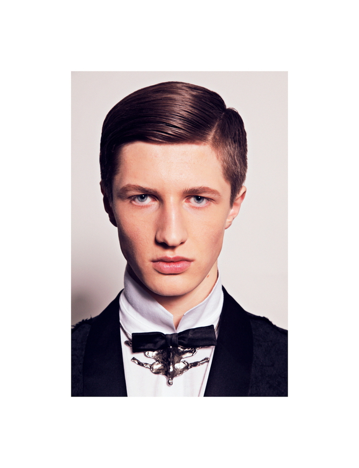 A Refined Nicolas Hagius Greets the Lens of Jüergen Schabes