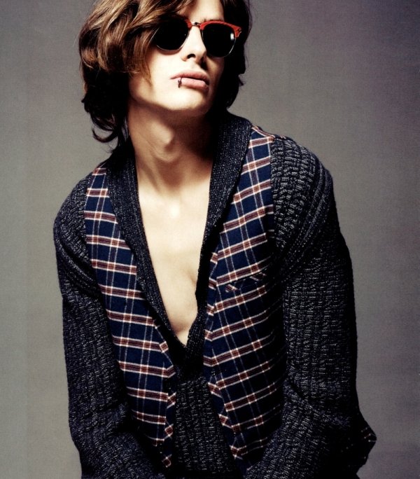 Kyle Saunders by Guillaume Paineau for Essential Homme November/December 2010