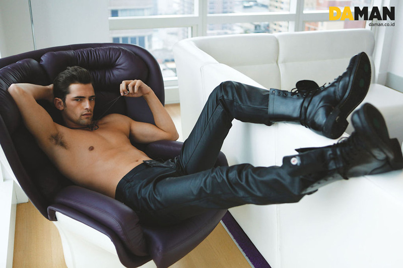 Sean O’Pry Graces the Pages of Indone­sian Mag Da Man