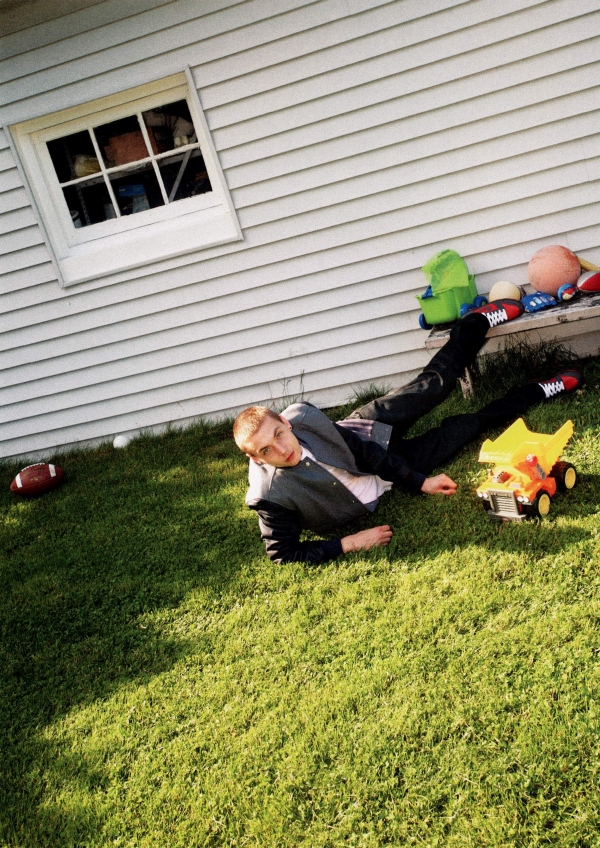 Good Neighbors | Yuri Pleskun by Kevin Amato