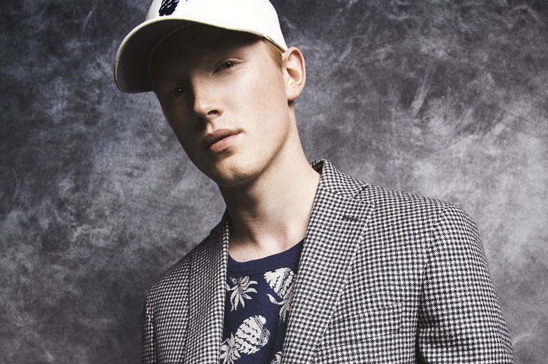 Lasse Pedersen in ‘Guess Who’s Back’ by Emil Monty Freddie for Fashionisto Exclusive