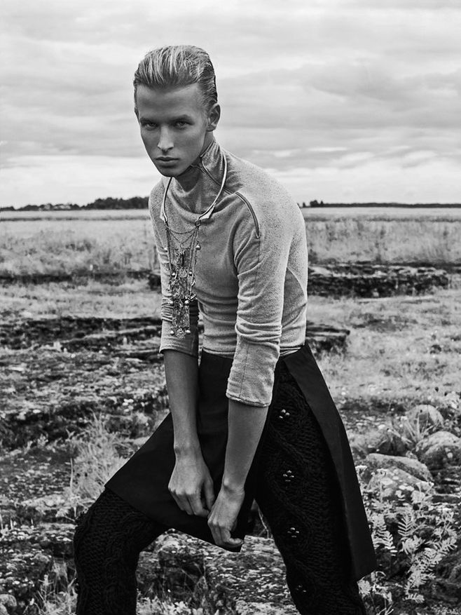 Sander wears top Kalle HT, knitted trousers Kristel Kuslapuu, kilt Projekt and necklace Kirill Safonov