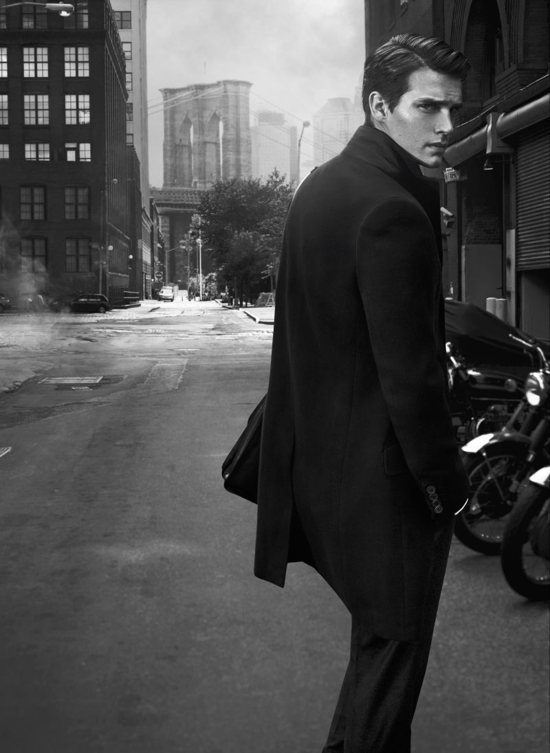 Massimo Dutti Takes 5th Avenue with Sean Harju