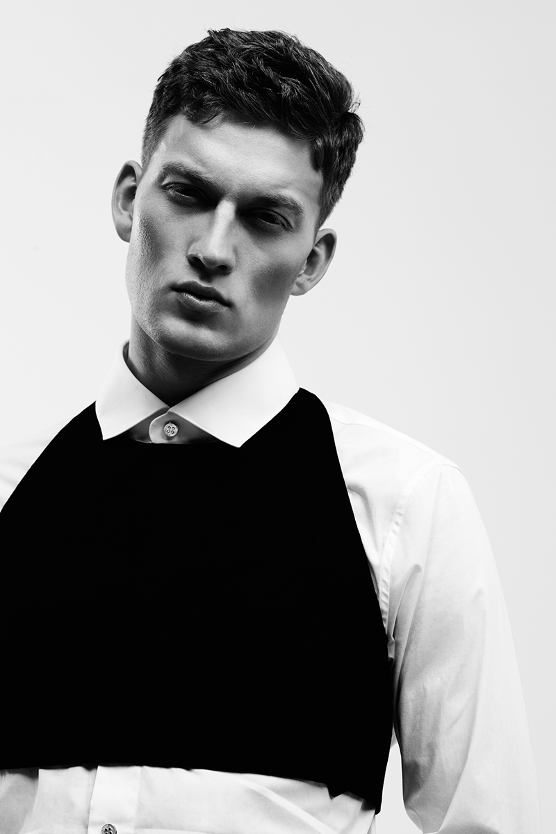 Bastian Thiery in 'All Tied' by Anna Montesi & Mattia Mirandola for ...