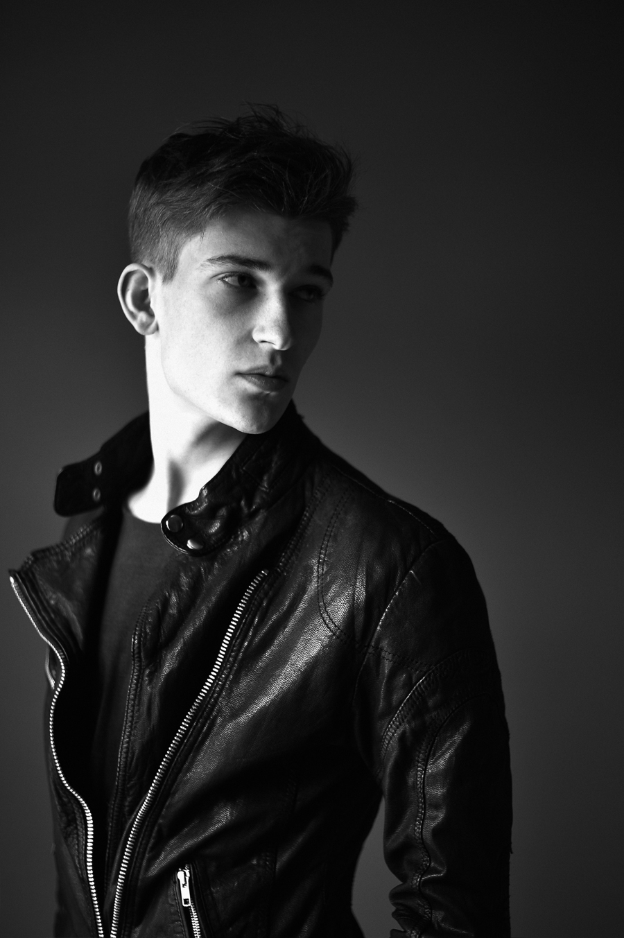 Tomasz Haczyk Captures Fresh Face Janusz Górka
