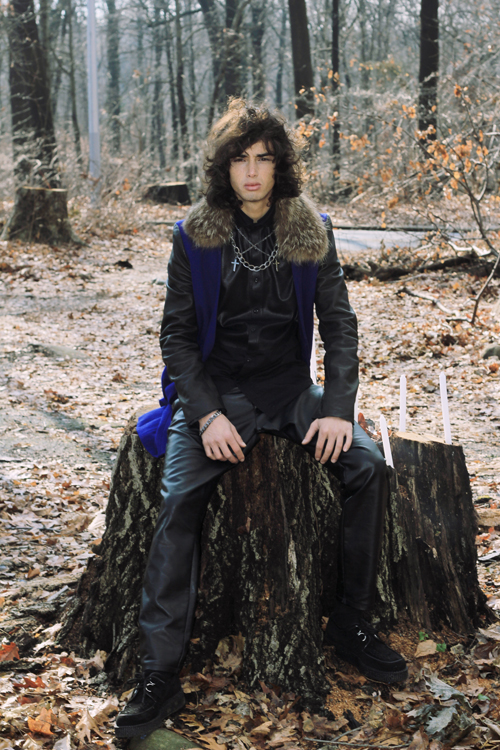 Dario Castillo Captures Naleye Junior Dolmans in the Woods