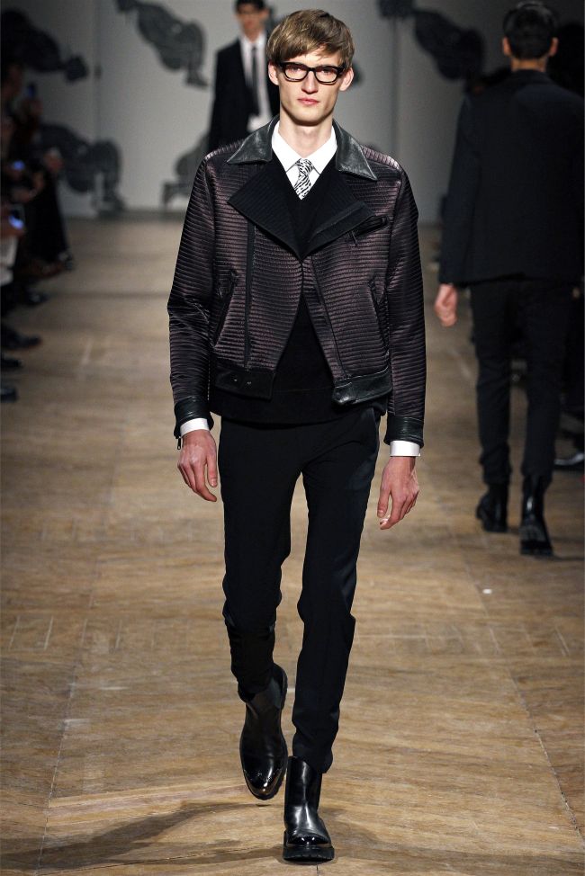 Viktor & Rolf Fall/Winter 2013 | Paris Fashion Week – The Fashionisto