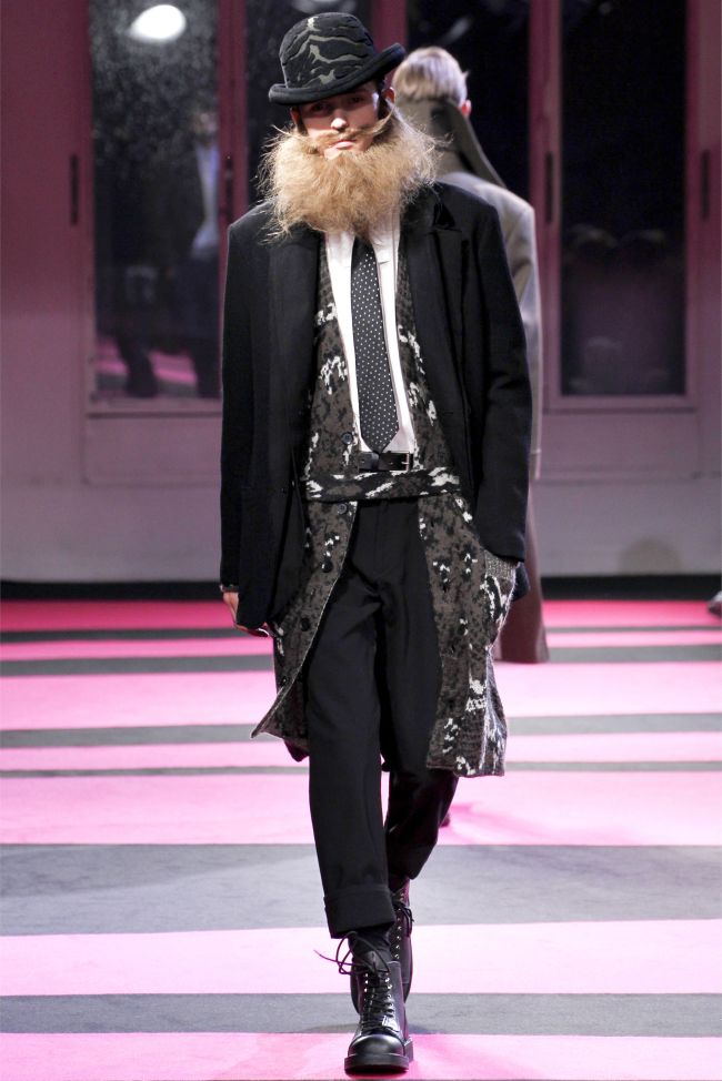 Yohji Yamamoto Fall/Winter 2013 | Paris Fashion Week